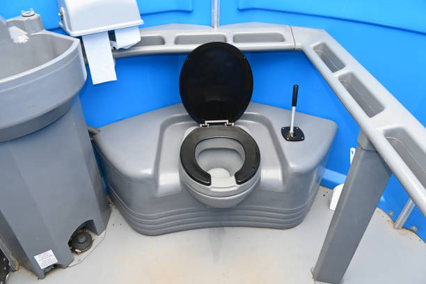 Best Porta potty rental near me  in Marengo, IA