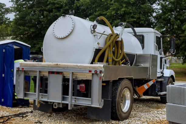 Best Affordable portable toilet rental  in Marengo, IA